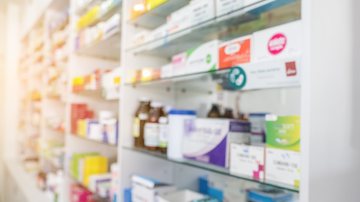 Fabricantes identificaram medicamentos com características divergentes dos produtos originais - Envato