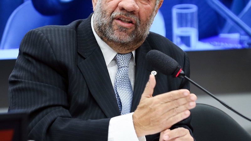 "Está totalmente descartada", diz Carlos Lupi sobre possibilidade de se afastar do ministério da Previdência - Lula Marques/ Agência Brasil