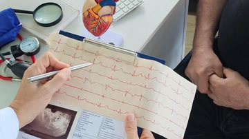 Empresa atenderá demando do SUS por stent farmacológico para artéria coronária, cateter balão para angioplastia e outros produtos - Adobe Stock