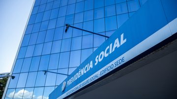 Qual a documentação necessária para entrar com o pedido de aposentadoria?
