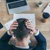 Necessidade de aumentar a renda é apontada por 84% dos entrevistados como a principal causa - Envato