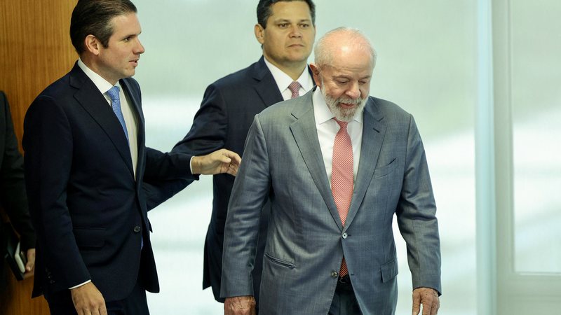 Presidente Lula com presidentes do Senado, Davi Alcolumbre, e da Câmara dos Deputados, Hugo Motta - Fabio Rodrigues-Pozzebom/Agência Brasil