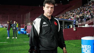 Os cariocas vivem situação complicada na tabela e abrem a zona de rebaixamento em 17° lugar - Matheus Lima/Vasco