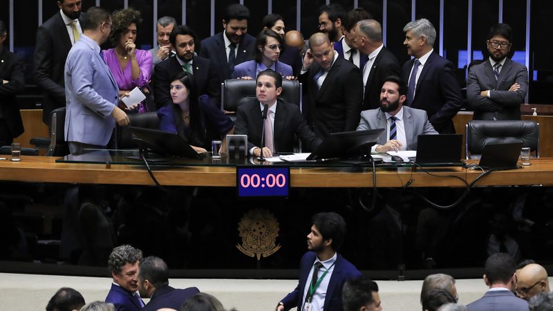 Sessão da Câmara dos Deputados em 02/04//2025 - Lula Marques/Agência Brasil
