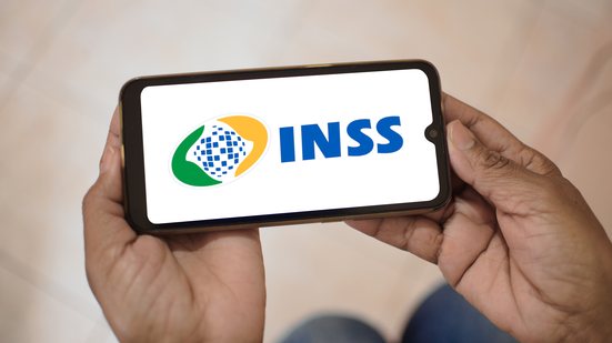 Golpistas estão se passando por funcionários do INSS para coletar dados. - Adobe Stock