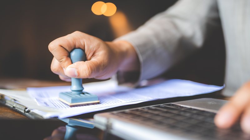 A Câmara aprovou nesta quarta-feira, 21, o projeto de lei sobre o reajuste salarial dos servidores - Adobe Stock