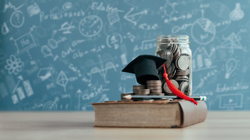 Entidade também promoverá durante o evento sua parceria com a Mooney Edu, especializada em alfabetização financeira - Adobe Stock