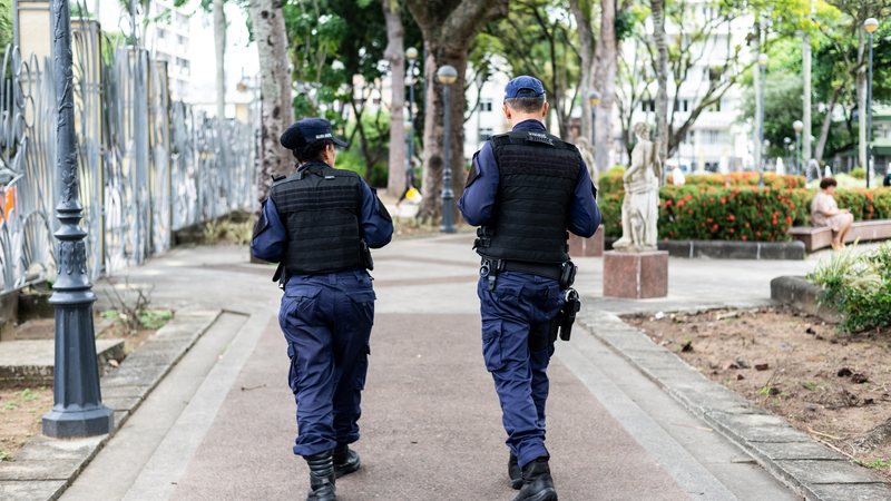 Proposta de emenda constitucional inclui as guardas municipais e os agentes de trânsito entre os órgãos de segurança pública - Adobe Stock