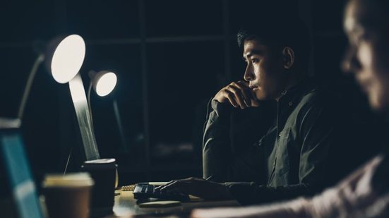 Autoridades francesas informaram que as redes de telecomunicações e de tráfego também podem ser afetadas - Envato