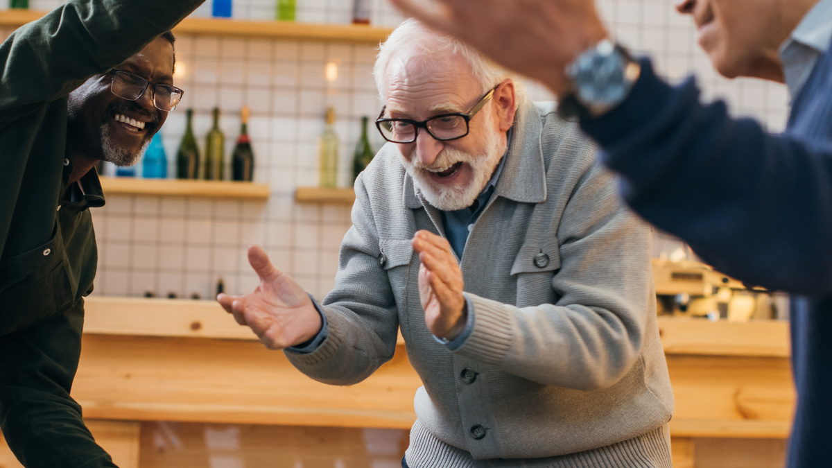 Com o avanço da idade, é natural ocorrerem mudanças cognitivas. - Foto: Envato Elements