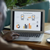 Existem muitas maneiras de divulgar a sua marca online - Envato