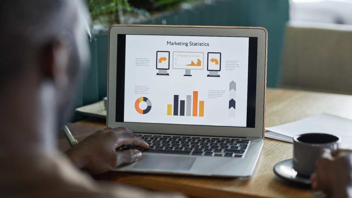 Existem muitas maneiras de divulgar a sua marca online - Envato