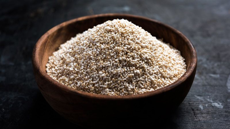 O psyllium, fibra solúvel extraída das cascas das sementes da planta Plantago ovata - Foto: Envato Elements
