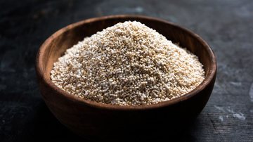 O psyllium, fibra solúvel extraída das cascas das sementes da planta Plantago ovata - Foto: Envato Elements