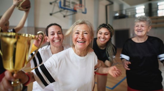 A motivação aumenta quando estamos acompanhados - Foto: Envato Elements