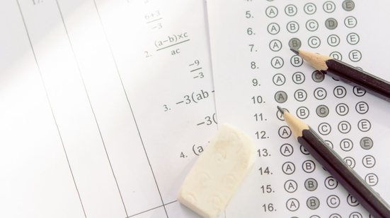 É comum ter mais facilidade com algumas matérias e mais dificuldade com outras - Foto: Envato Elements