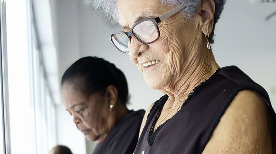 Prevenção de doenças até os 50 anos, vida social ativa e políticas públicas estão atrelados à qualidade do envelhecimento - Milena Varella