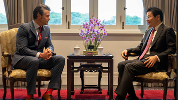 O secretário de Defesa dos EUA, Pete Hegseth, se encontrou com o primeiro-ministro de Cingapura, Lawrence Wong - Sub-oficial da Marinha de 1ª Classe Alexander Kubitza / Departamento de Defesa
