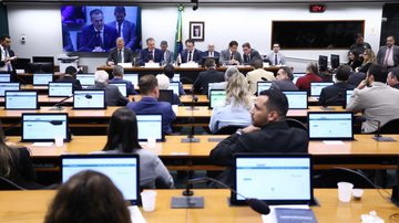 O ministro Carlos Fávaro participou de audiência na Comissão de Agricultura da Câmara dos Deputados - Vinicius Loures/Câmara dos Deputados