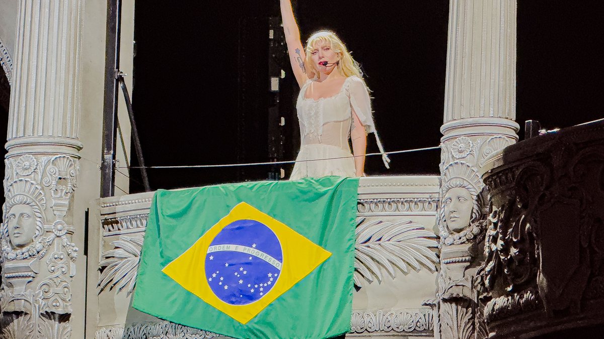 Durante o show, a diva agradeceu à plateia. "Obrigada por fazerem história comigo" - Eduardo Valente/IShoot/Estadão Conteúdo