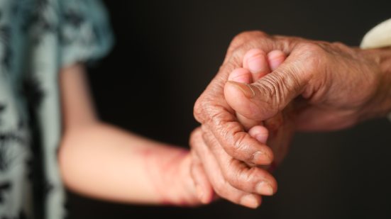Do total de fundos da pessoa idosa, 73,62% não conseguiram captar nenhum valor em 2023 - Envato