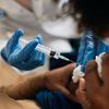 A vacina contra a gripe é atualizada anualmente para combater as cepas mais recentes do vírus influenza - Foto: Envato Elements