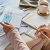 Siga esses passos para resolver pendências sem sair de casa. - Foto: Envato Elements