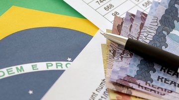 Primeiro lote, que chega a R$ 11 bilhões, é o maior da história da Receita Federal - Envato