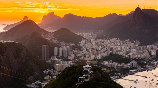 Sobre o Rio de Janeiro, comunicado recomenda evitar aceitar comida ou bebida de desconhecidos - Envato