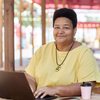 Segundo dados recentes do Governo Federal, apenas 45,7% das mulheres economicamente ativas no Brasil estão ocupadas - Foto: Envato Elements