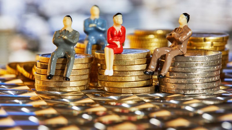 A autoridade máxima do Sistema Financeiro Nacional tem como principal função estabelecer as diretrizes das políticas monetária, cambial e de crédito - Envato Elements