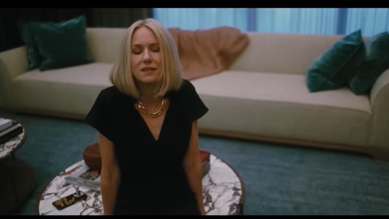 Atriz Naomi Watts está no elenco de mais um filme da série Emmanuelle - Reprodução Trailler Imovision