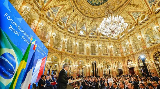 As declarações de Lula foram feitas no Fórum Brasil França, que se encerrou ontem em Paris - Ricardo Stuckert / PR