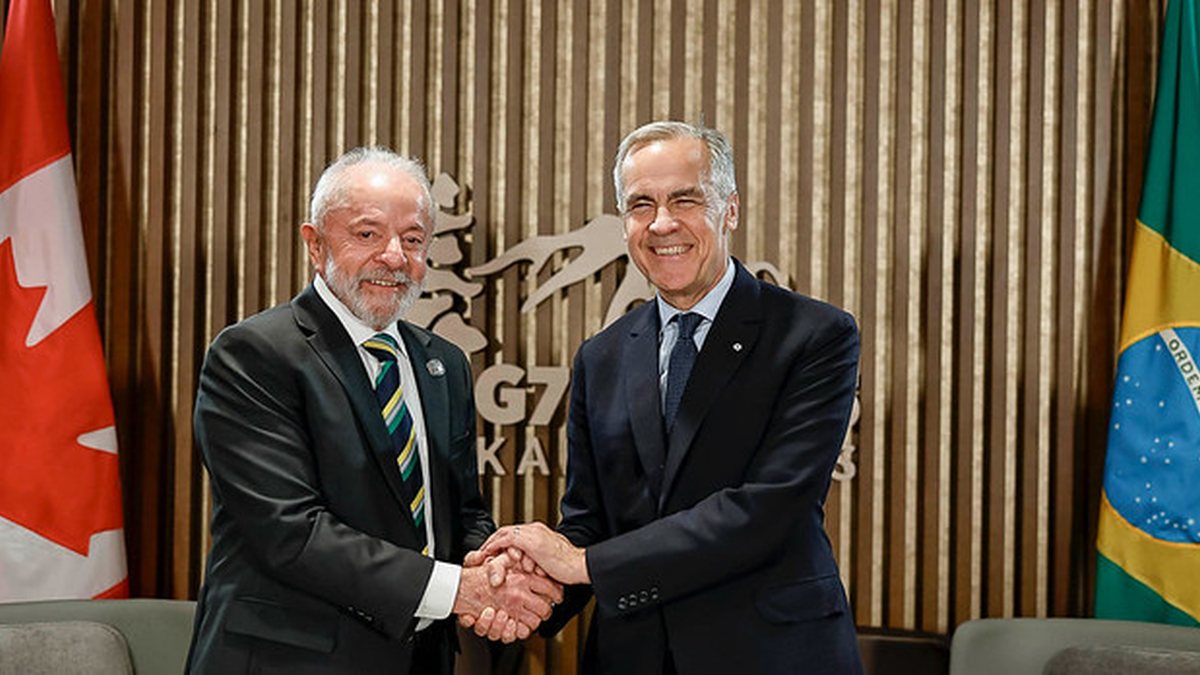 Lula se encontrou com o premiê do Canadá, Mark Carney; mais tarde, deixou a Cúpula do G7 e antecipou seu retorno ao Brasil - Ricardo Stuckert / PR