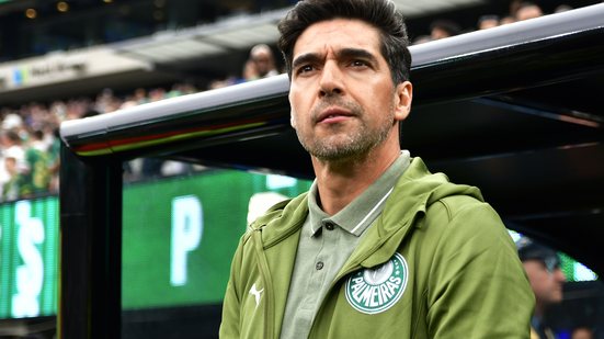 Em um jogo estudado, nervoso, cheio de erros e de baixo nível técnico, a equipe de Abel Ferreira não encantou - Eduardo Carmim/Agência o Dia/Estadão Conteúdo
