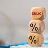 A taxa Selic deve ficar em patamar alto para conter demanda aquecida pelo emprego - Adobe Stock