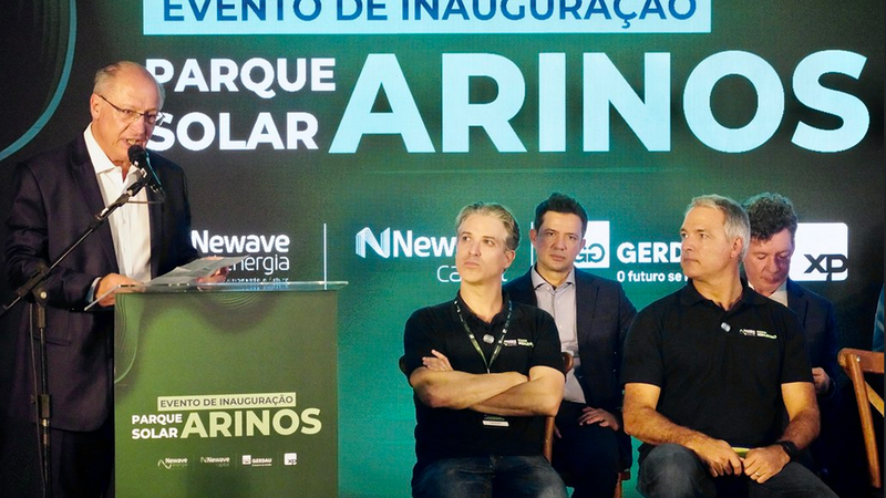 Na inauguração do Parque Solar Arinos, Alckmin disse que o custo de 1 mega watt é de R$ 200 contra R$ 750 da energia nuclear - Cadu Gomes/VPR