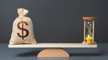 A parcela de brasileiros que acredita em uma piora da economia nos próximos seis meses passa de 34% para 39% entre dezembro de 2024 e junho deste ano - Envato