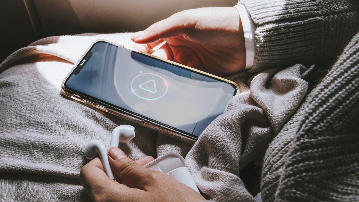 Diversos aplicativos gratuitos oferecem catálogos recheados de produções nacionais e internacionais. - Foto: Envato Elements
