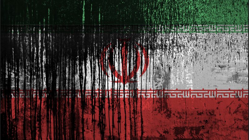 Segundo o Irã, ataque israelense atingiu duas refirnarias de petróleo no país - Envato