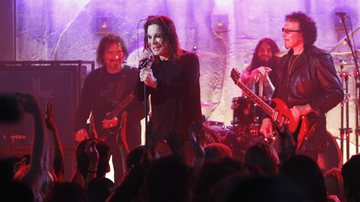 Filme com o show de despedida de Ozzi e Black Sabath terá 100 minutos de duração e chegará às telonas no início de 2026 - Site oficial da banda