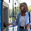 Com a medida, não será necessário o uso do cartão para a retirada do fundo, quer seja por demissão sem justa causa ou saque aniversário - Envato