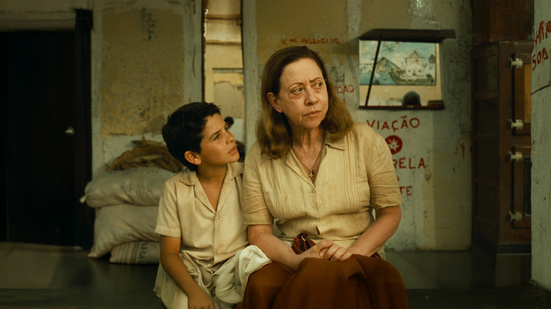 Vencedor do Bafta, do Globo de Ouro e do Urso de Ouro, Central do Brasil, dirigido por Walter Salles, é o filme brasileiro mais premiado até hoje - Foto: Reprodução