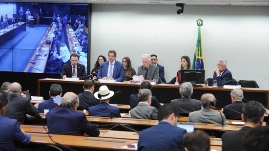 Ministro Fernando Haddad responde a perguntas em audiência na Câmara dos Deputados - Renato Araújo/Câmara dos Deputados