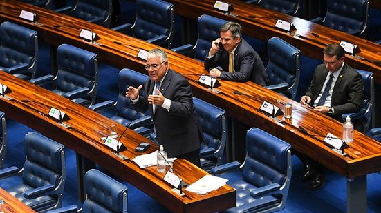 A Direção-Geral da Casa estimou que a criação das 18 vagas para deputados federais geraria um impacto anual de aproximadamente R$ 64,6 milhões - Jonas Pereira/Agência Senado