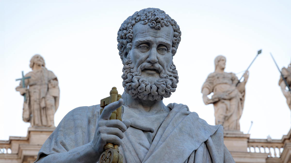 São Pedro, padroeiro dos pescadores, é considerado o primeiro papa da Igreja Católica - Foto: Envato Elements