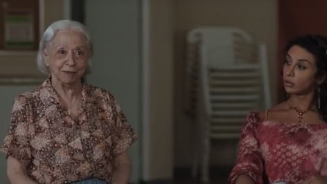 Fernanda Montenegro é Vitória, uma testemunha ocular do tráfico de drogas no Rio de Janeiro - Reprodução