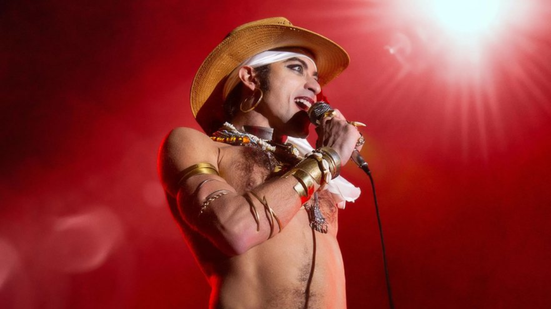 Cinebiografia de Ney Matogrosso chega à Netflix nesta terça-feira (17) - Foto: Divulgação/Paris Filmes