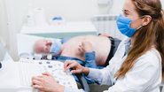 O avanço dos casos, aumenta as solicitações de internação hospitalar, o que pressiona as taxas de ocupação - Envato
