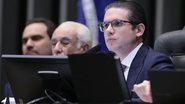Hugo Motta, presidente da Câmara dos Deputados, em votação da derrubada do decreto do governo que aumentava IOF - Acervo Câmara dos Deputados